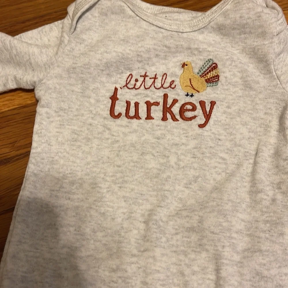 CARTERS - EUC 6 month thanksgiving outfit